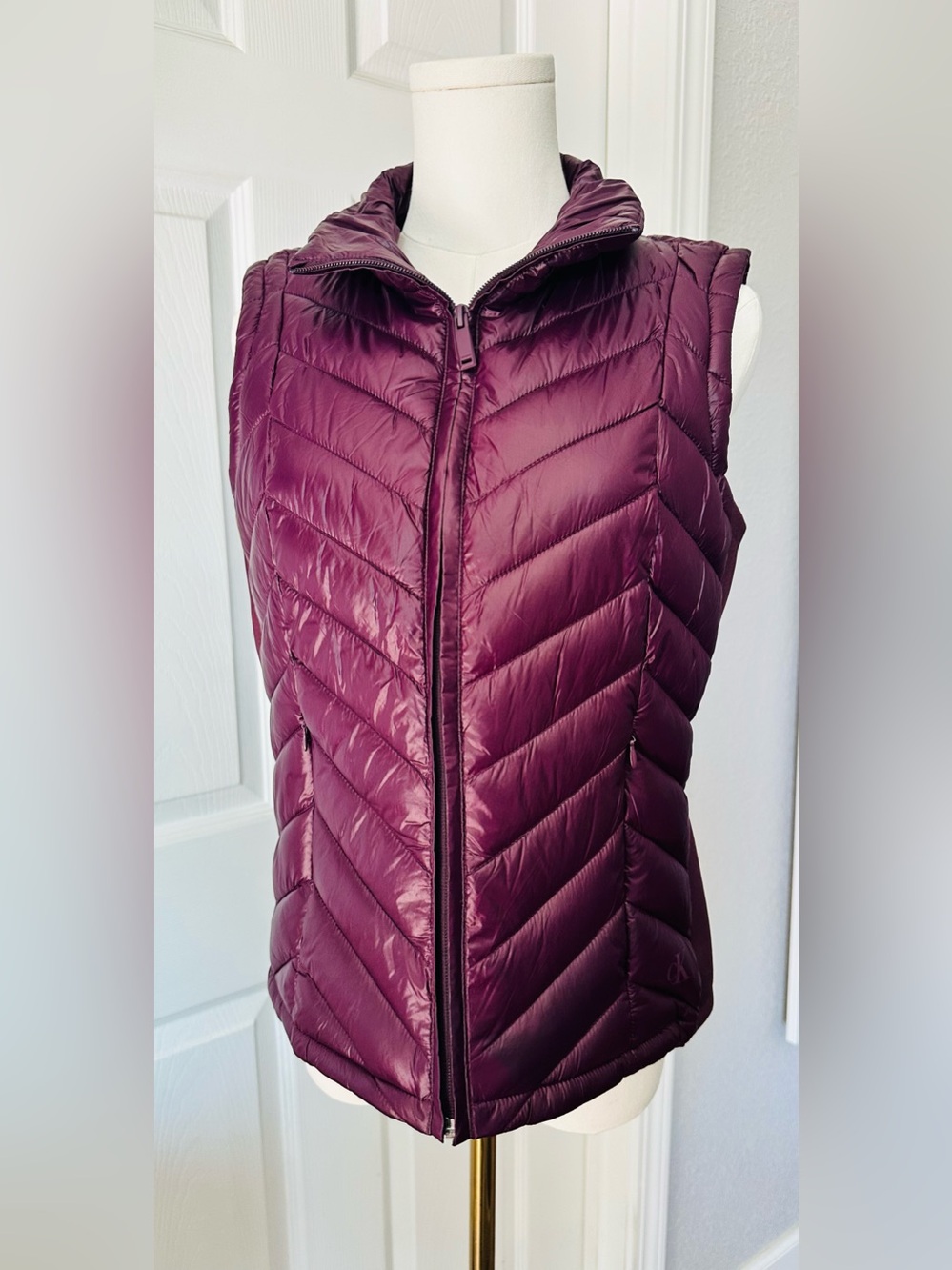 Calvin Klein Quilted Puffer Vest in Plum